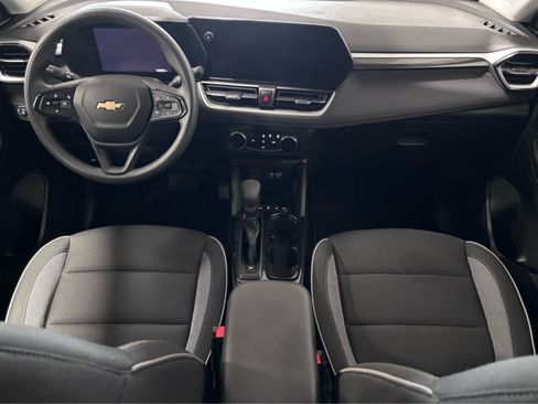 Used 2026 Chevrolet TrailBlazer LS AWD/4WD image 14