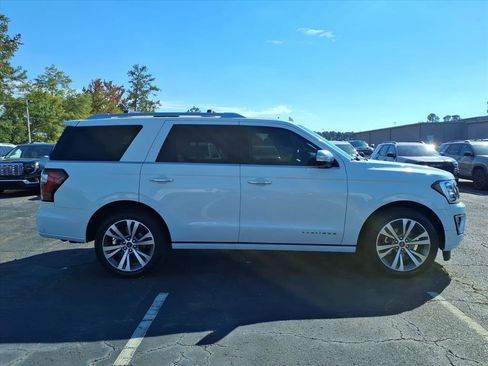 Used 2020 Ford Expedition Platinum image 3