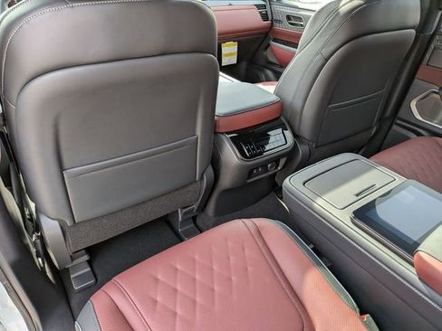 New 2026 INFINITI QX80 Autograph w/ Premium Cargo Package image 28