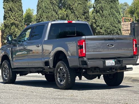 Used 2024 Ford F250 Lariat w/ Lariat Ultimate Package AWD/4WD image 6