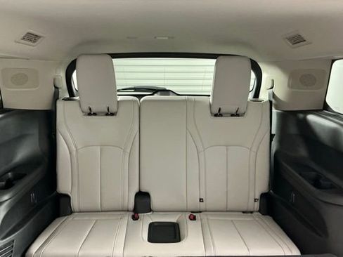 New 2027 INFINITI QX60 Luxe FWD image 22