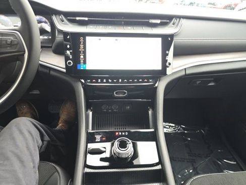 New 2026 Jeep Grand Cherokee Laredo image 24