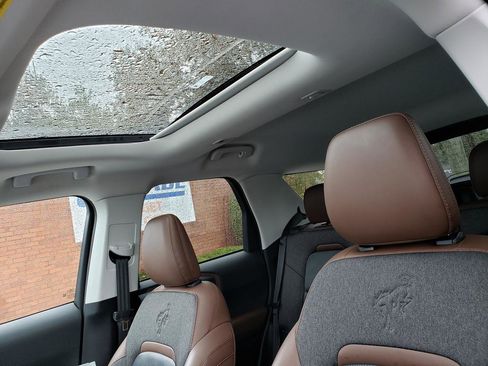 Used 2021 Ford Bronco Sport Outer Banks w/ Outer Banks Package image 11