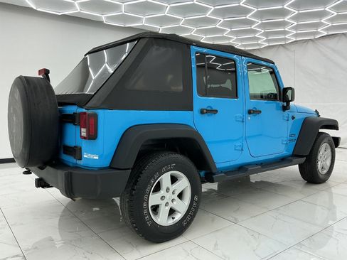 Used 2017 Jeep Wrangler Unlimited Sport w/ Quick Order Package 24S AWD/4WD image 12