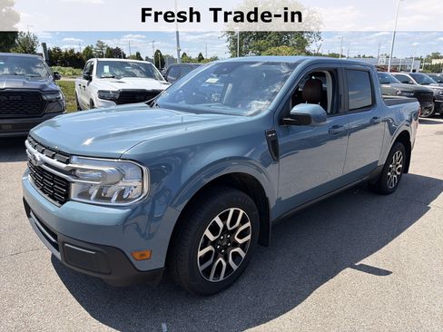Used 2023 Ford Maverick Lariat w/ Equipment Group 500A Standard AWD/4WD image 4