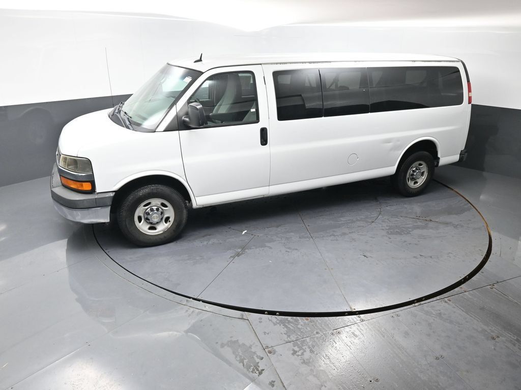 Used 2014 Chevrolet Express 3500 LT w/ LT Preferred Equipment Group RWD image 18