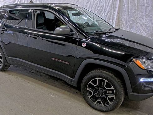 Used 2019 Jeep Compass Trailhawk AWD/4WD image 1