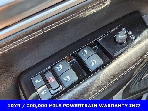 Used 2024 Jeep Wagoneer Series II w/ Flexible Seating Group AWD/4WD image 34