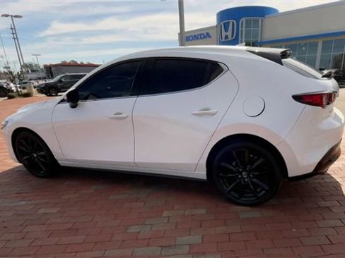 Used 2022 MAZDA MAZDA3 s image 7