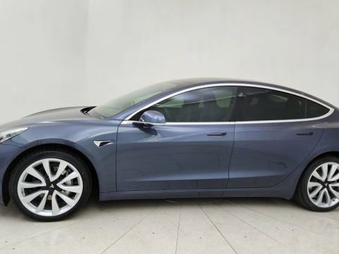 Used 2020 Tesla Model 3 Long Range image 3