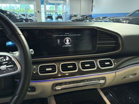Used 2021 Mercedes-Benz GLE 350 4MATIC image 22