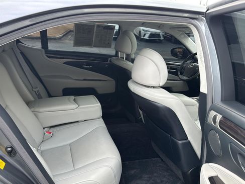 Used 2013 Lexus LS 460 L image 11
