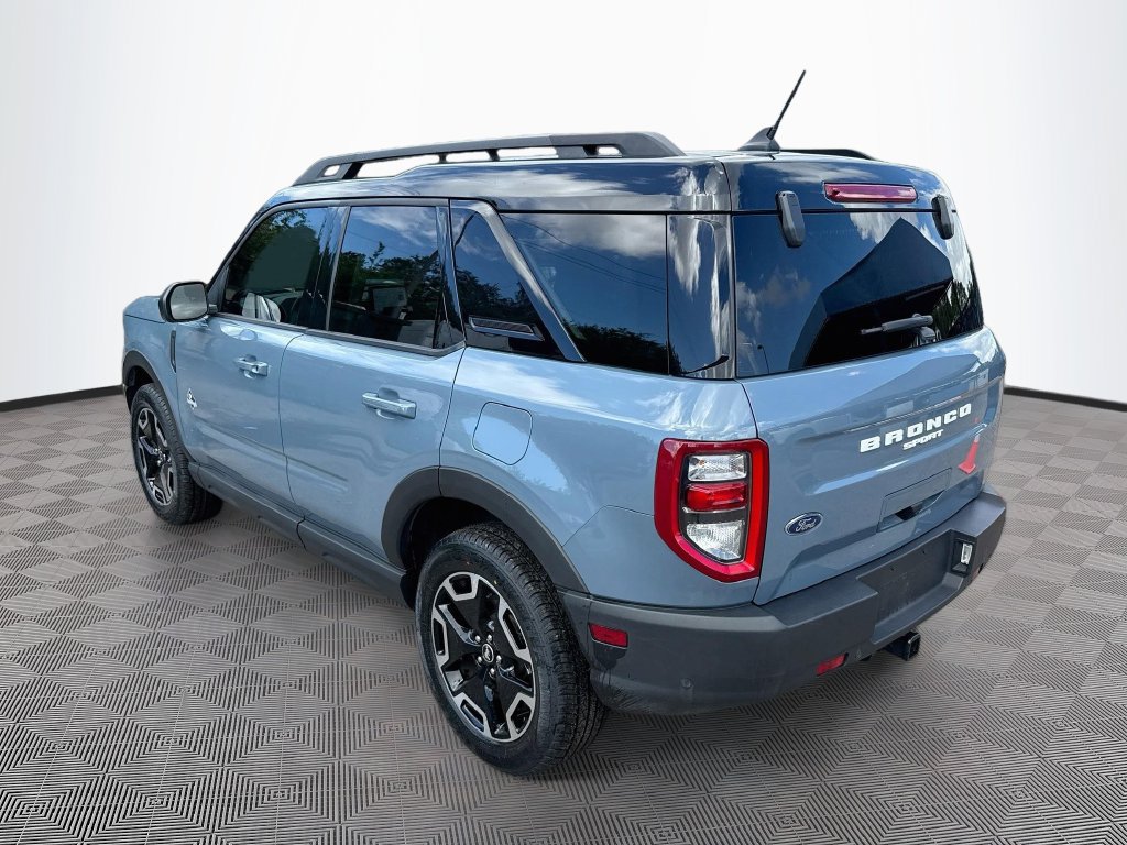 Used 2024 Ford Bronco Sport Outer Banks AWD/4WD image 8