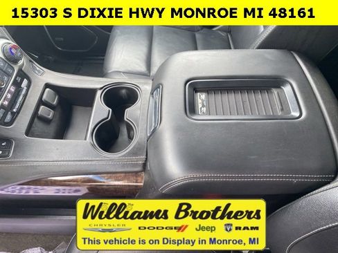 Used 2017 Chevrolet Suburban LT image 20