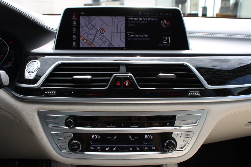 Used 2021 BMW 740i w/ M Sport Package RWD image 26