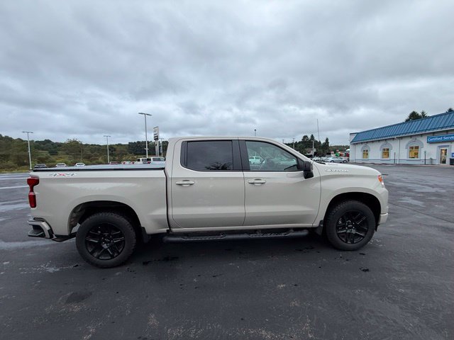 Used 2026 Chevrolet Silverado 1500 RST w/ RST Select Package AWD/4WD image 4