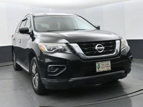 Used 2017 Nissan Pathfinder SV AWD/4WD image 3