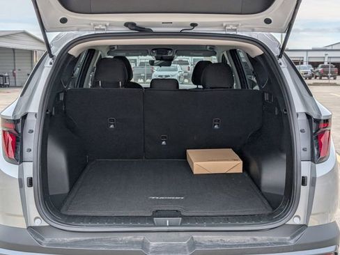 New 2026 Hyundai Tucson SE image 26