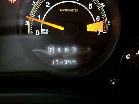 Used 2017 Jeep Compass Sport w/ Power Value Group FWD image 11