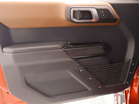 Used 2024 Ford Bronco Outer Banks image 18