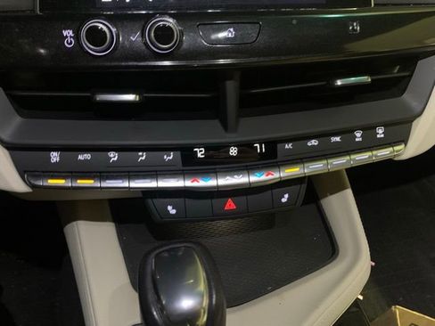 Used 2021 Cadillac CT4 Luxury w/ Cold Weather Package image 14