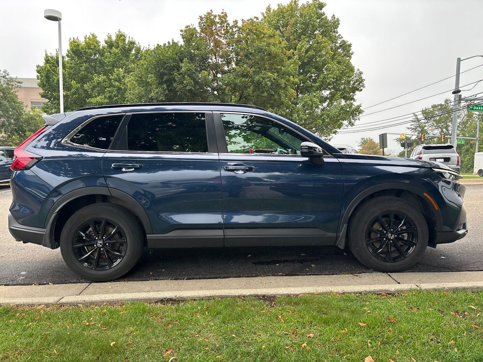 Used 2024 Honda CR-V Sport-L image 11