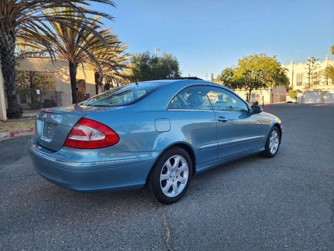 Used 2004 Mercedes-Benz CLK 320 Coupe image 7