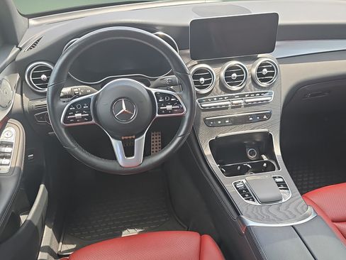 Used 2021 Mercedes-Benz GLC 300 4MATIC image 14