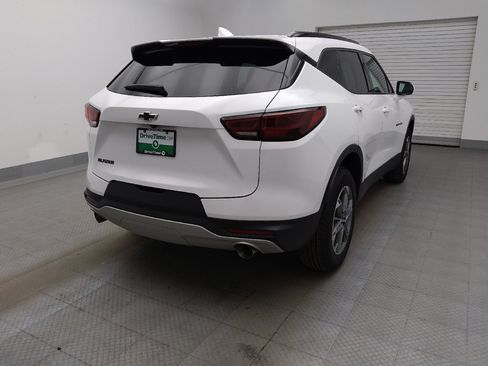 Used 2024 Chevrolet Blazer LT w/ Convenience Package FWD image 7