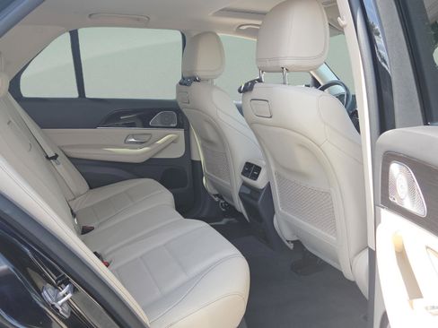 Used 2020 Mercedes-Benz GLE 350 4MATIC image 16