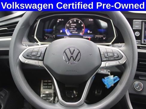 Used 2023 Volkswagen Jetta Sport image 24