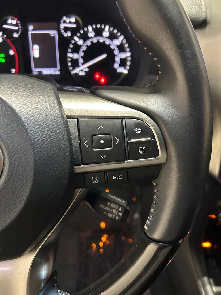 Used 2023 Lexus GX 460 Premium w/ Premium Package AWD/4WD image 18