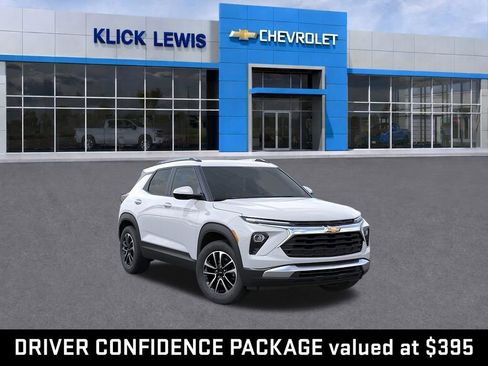 New 2026 Chevrolet TrailBlazer LT w/ Driver Confidence Package AWD/4WD image 1