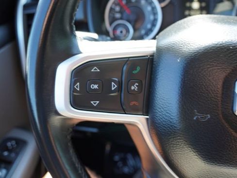 Used 2019 RAM 1500 Big Horn AWD/4WD image 30