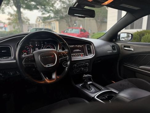 Used 2019 Dodge Charger Scat Pack w/ Plus Group RWD image 12