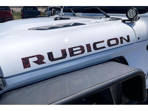 Used 2020 Jeep Gladiator Rubicon AWD/4WD image 9