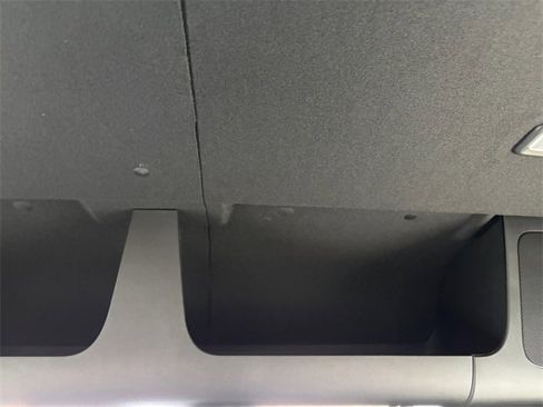 Used 2024 Chevrolet Brightdrop 400 w/ Commercial Equipment Package image 27