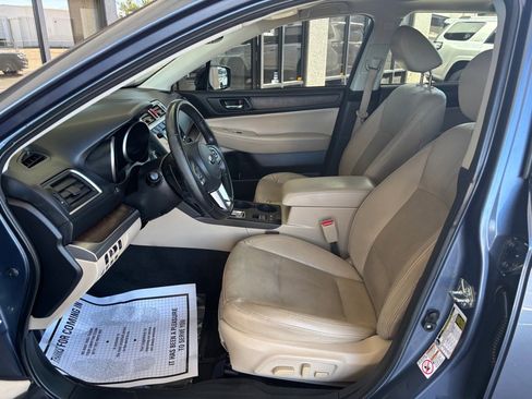Used 2016 Subaru Outback 2.5i Limited AWD/4WD image 5