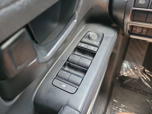 Certified 2025 Toyota Tacoma SR5 RWD image 21