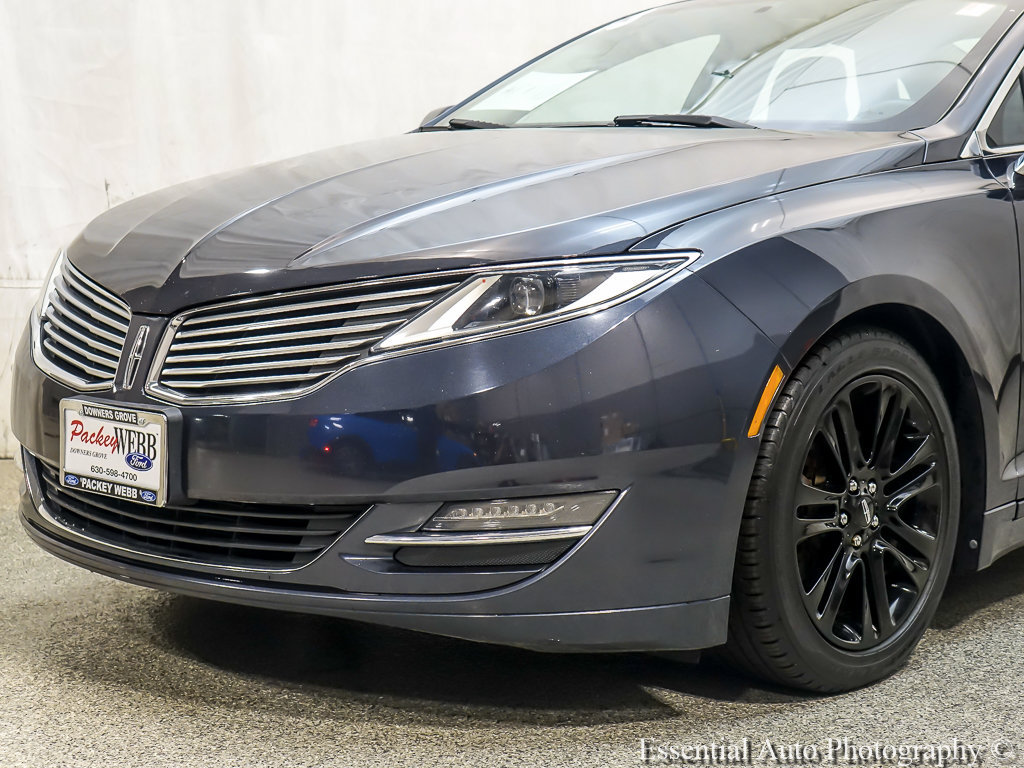 Used 2013 Lincoln MKZ FWD image 3