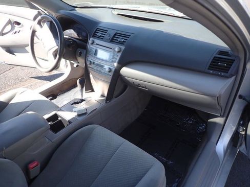 Used 2009 Toyota Camry Hybrid FWD image 12