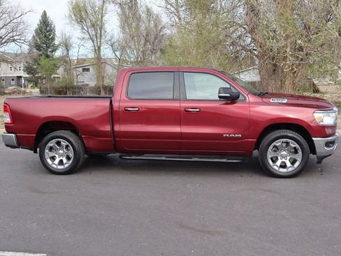 Used 2019 RAM 1500 Big Horn AWD/4WD image 3