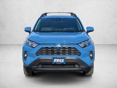 Used 2023 Toyota RAV4 AWD Hybrid image 2