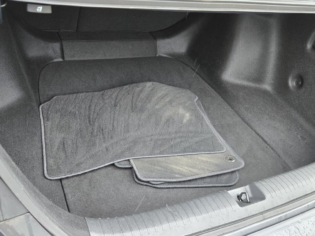 Certified 2024 Honda Accord EX image 14