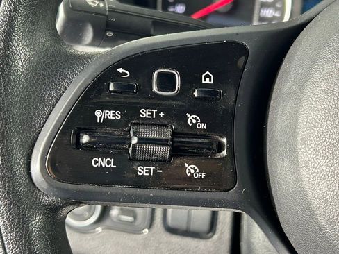 Used 2024 Mercedes-Benz Sprinter 2500 image 25