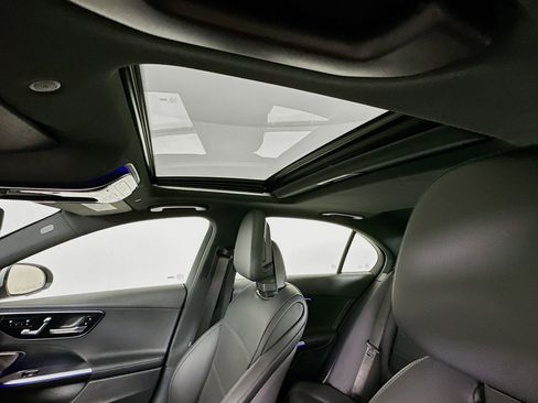 Certified 2025 Mercedes-Benz C 300 Sedan image 24