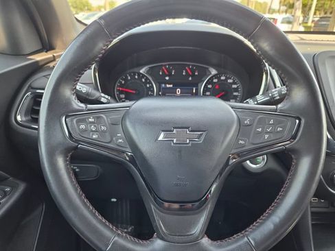 Used 2022 Chevrolet Equinox RS FWD image 15