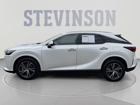 Used 2023 Lexus RX 350 Premium w/ Cold Area Package AWD/4WD image 2