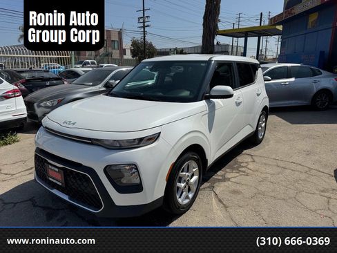 Used 2022 Kia Soul LX w/ Technology Package image 1
