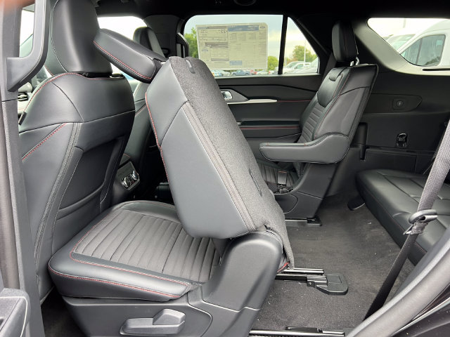 New 2026 Ford Explorer ST-Line w/ ST-Line Street Pack AWD/4WD image 43